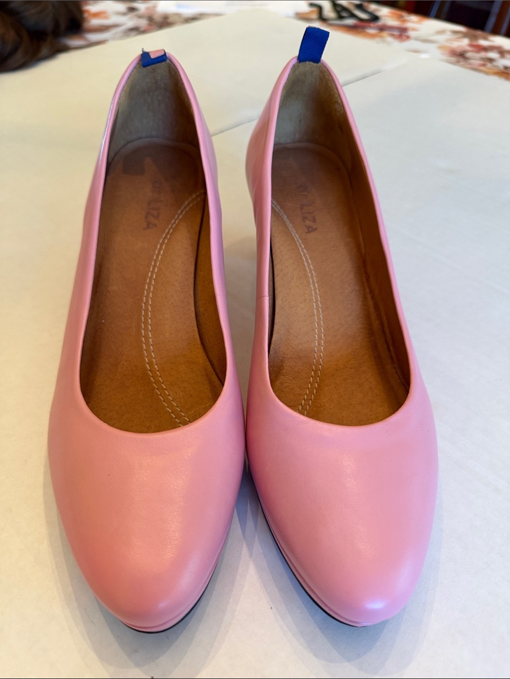 EUC dr LIZA bubble gum pink leather shoes size 7 1/2 women’s